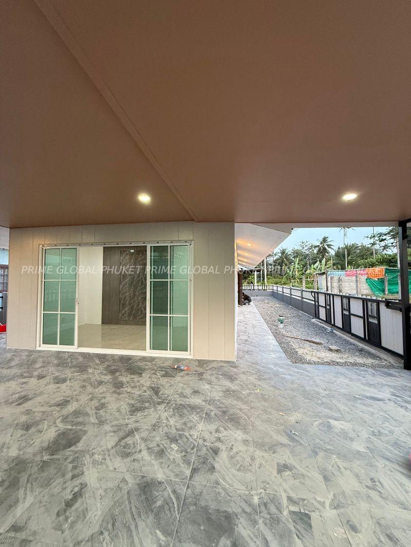 220 Sq.m House for Sale in Thalang