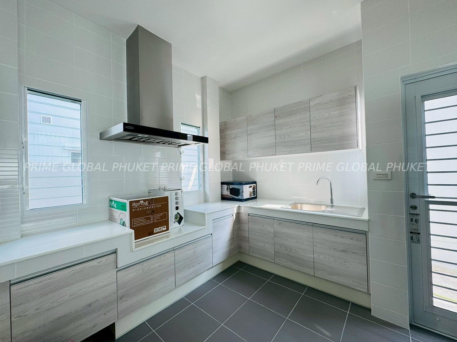 175 Sq.m House for Rent in Kohkeaw