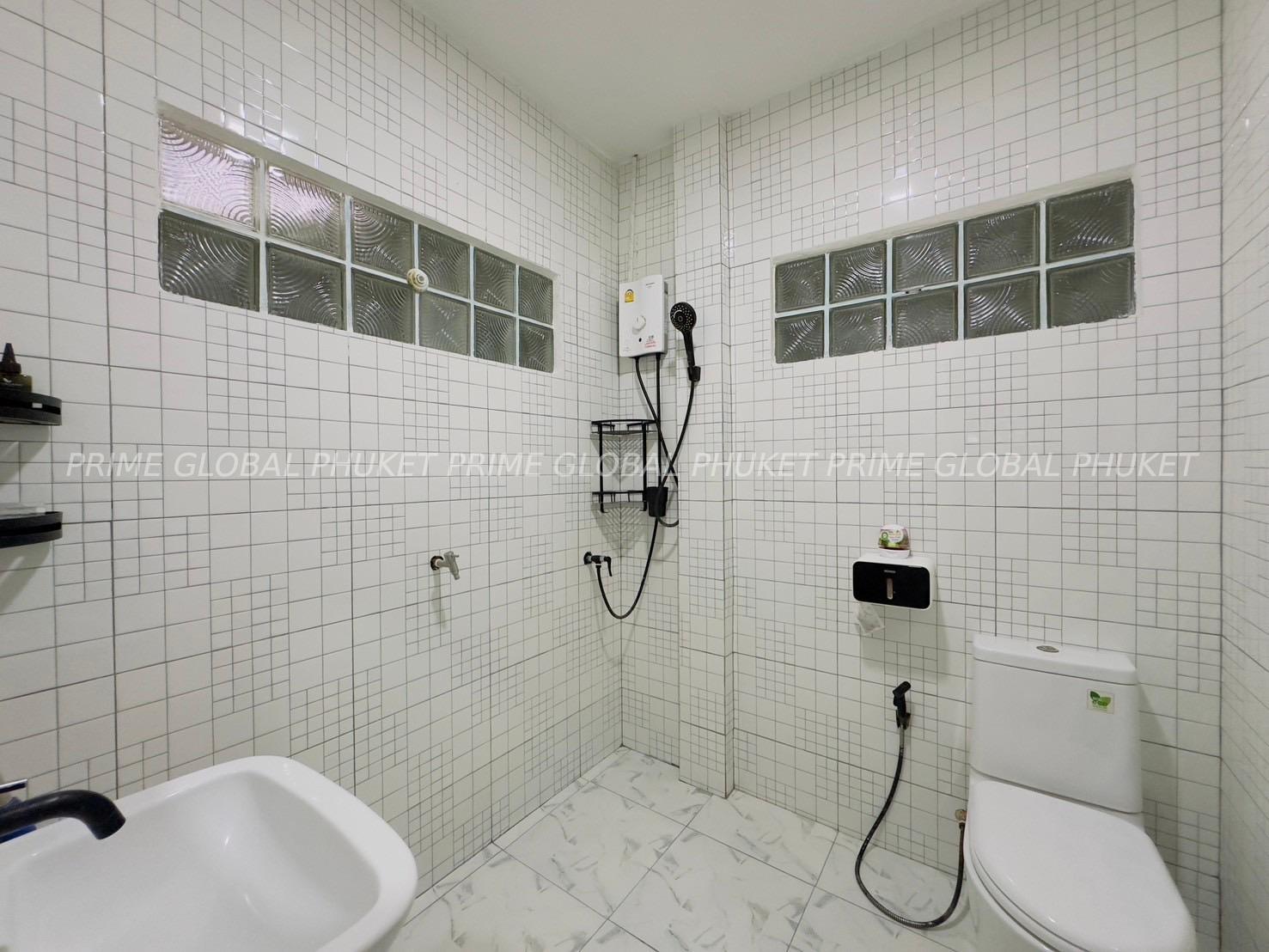 216 Sq.m House for Sale in Kathu