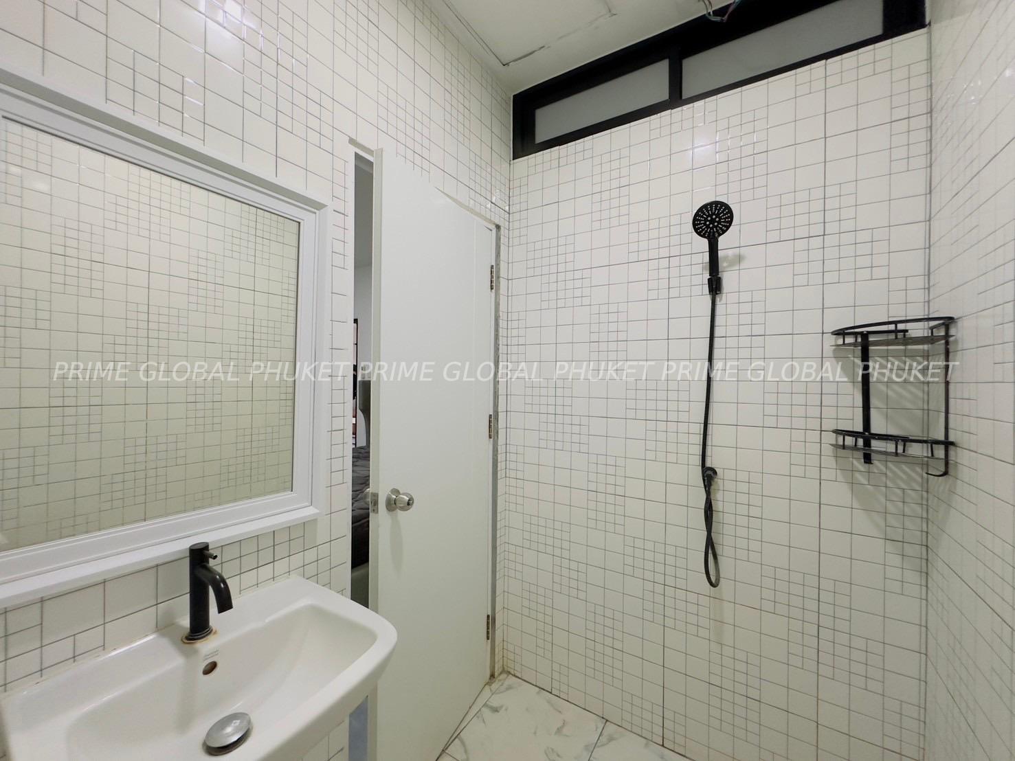 216 Sq.m House for Sale in Kathu