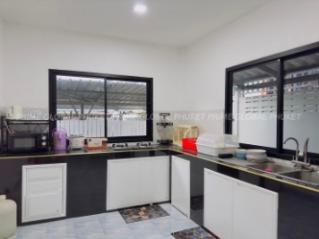216 Sq.m House for Sale in Kathu