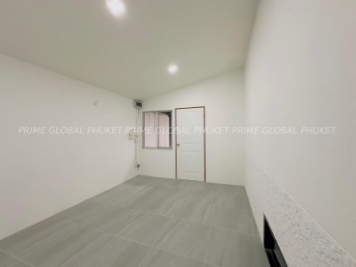 216 Sq.m House for Sale in Kathu