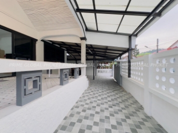 216 Sq.m House for Sale in Kathu