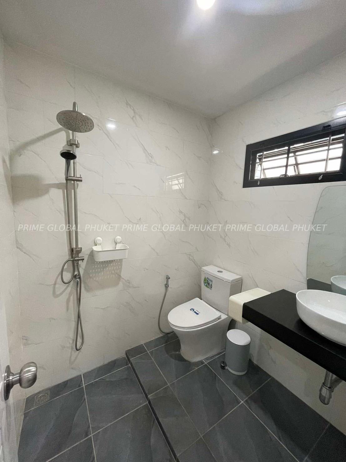 140 Sq.m House for Sale in Chalong