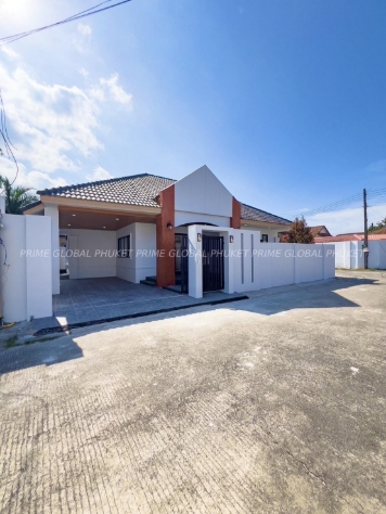 224 Sq.m House for Sale in Thalang