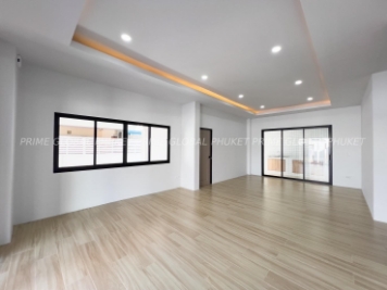 224 Sq.m House for Sale in Thalang