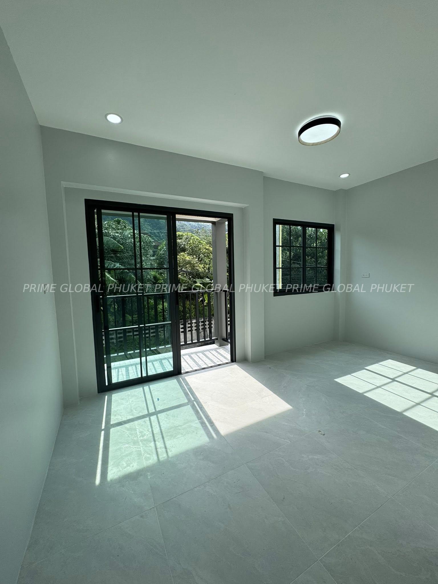 19.4 Sq.w House for Sale in Chalong