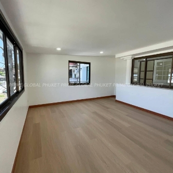 90 Sq.m House for Sale in Chalong