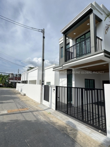19.4 Sq.w House for Sale in Chalong