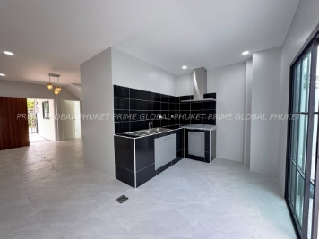 19.4 Sq.w House for Sale in Chalong