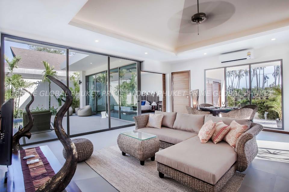 270 Sq.m Villa for Rent in Rawai