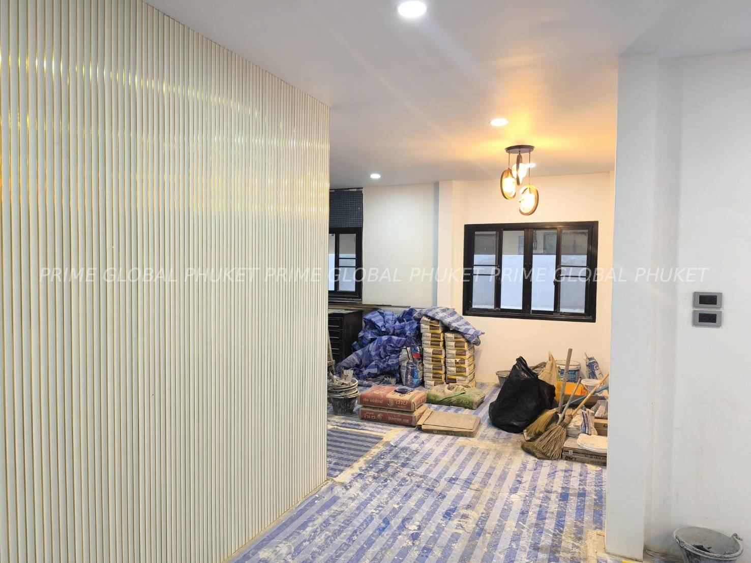 - Sq.w Villa for Sale in Thalang