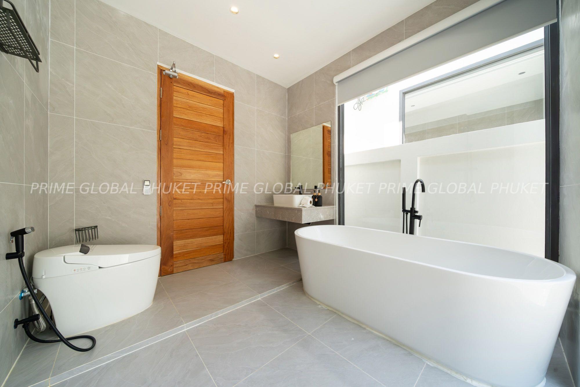 242 Sq.m Villa for Rent and Sale in Rawai