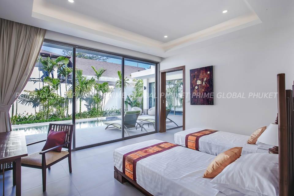 270 Sq.m Villa for Rent in Rawai