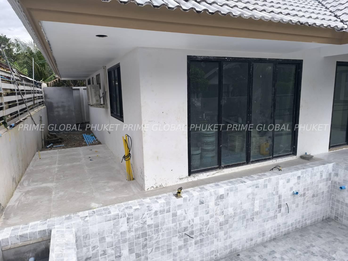 - Sq.w Villa for Sale in Thalang