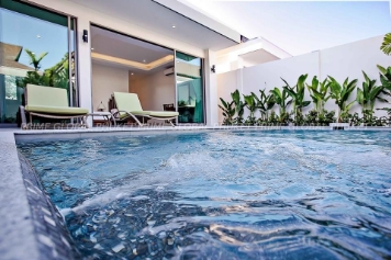 270 Sq.m Villa for Rent in Rawai