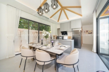 242 Sq.m Villa for Rent and Sale in Rawai