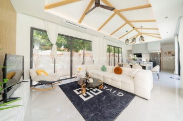 242 Sq.m Villa for Rent and Sale in Rawai