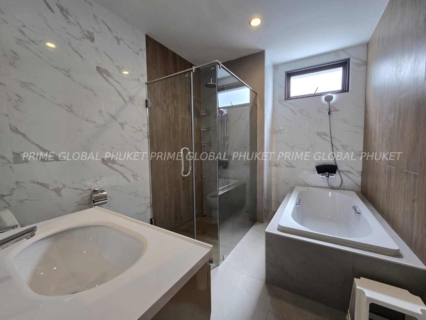 291 Sq.m Villa for Rent and Sale in Rawai