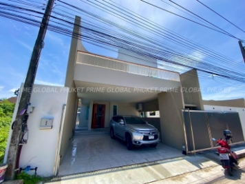 300 Sq.m New Pool Villa for Rent in Kathu Phuket