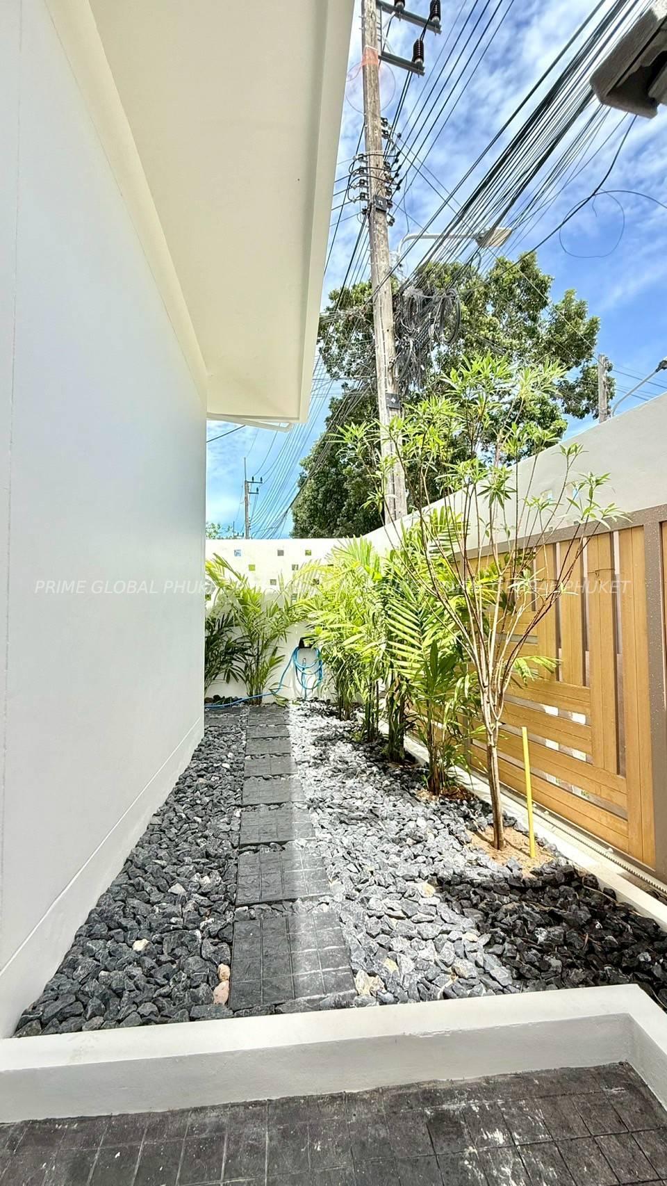 91 Sq.m Villa for Rent in Rawai