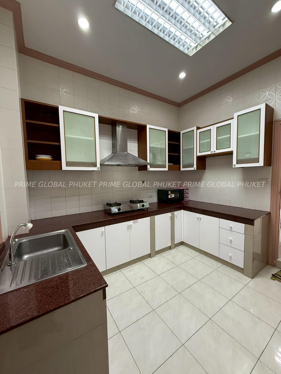 3 Bedroom 2 Bathroom  House Rent in Chalong