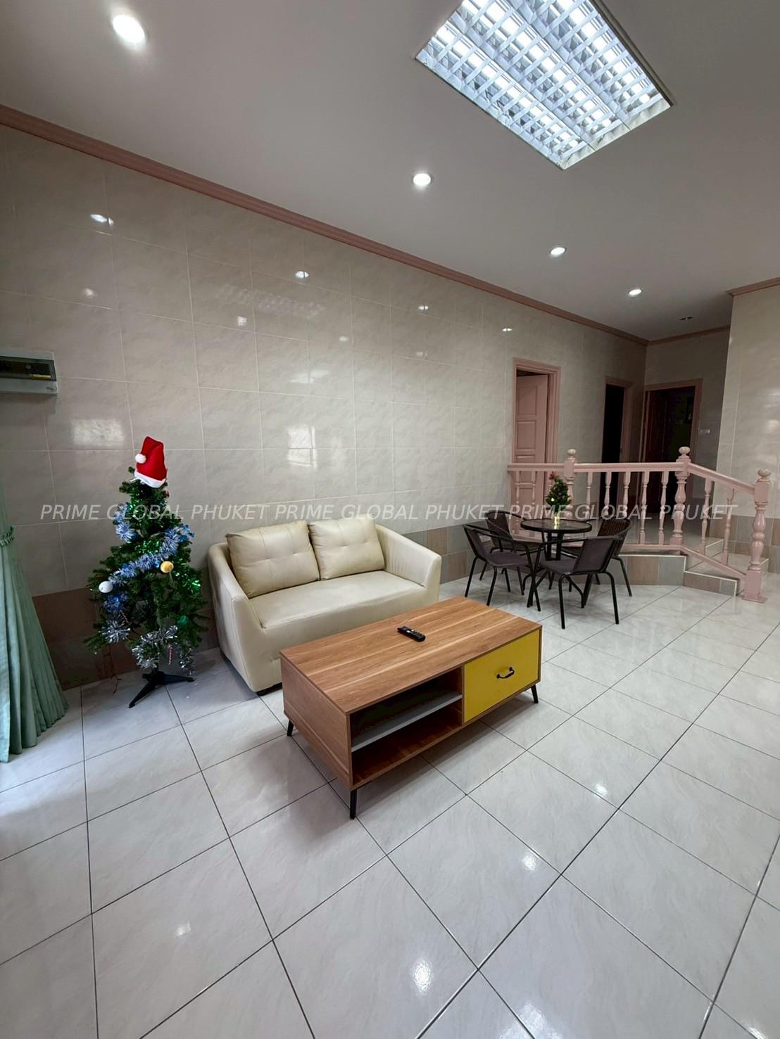 3 Bedroom 2 Bathroom  House Rent in Chalong