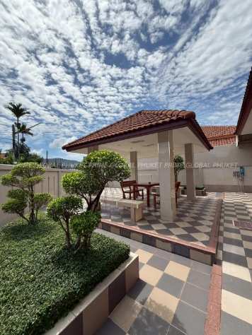 3 Bedroom 2 Bathroom  House Rent in Chalong