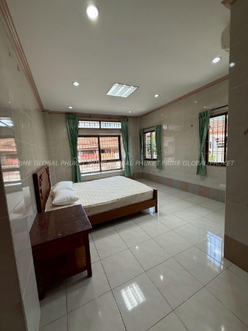 3 Bedroom 2 Bathroom  House Rent in Chalong