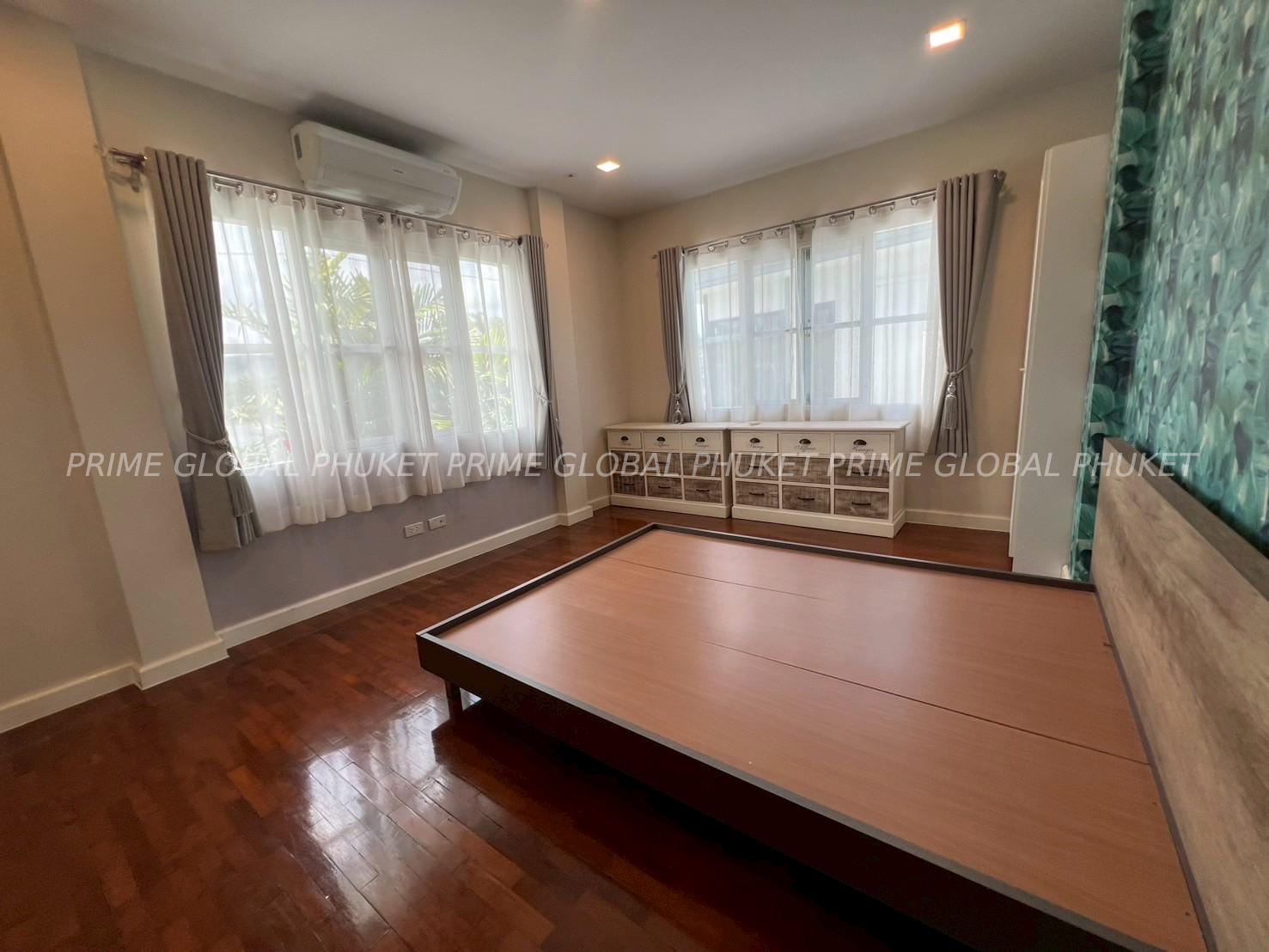 692 Sq.m Villa for Rent in Chalong