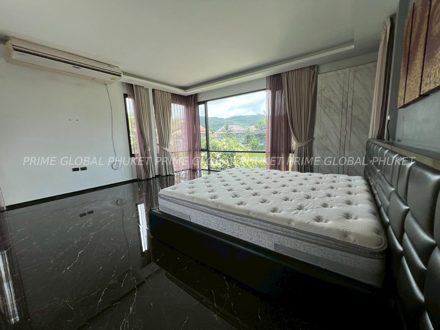 692 Sq.m Villa for Rent in Chalong