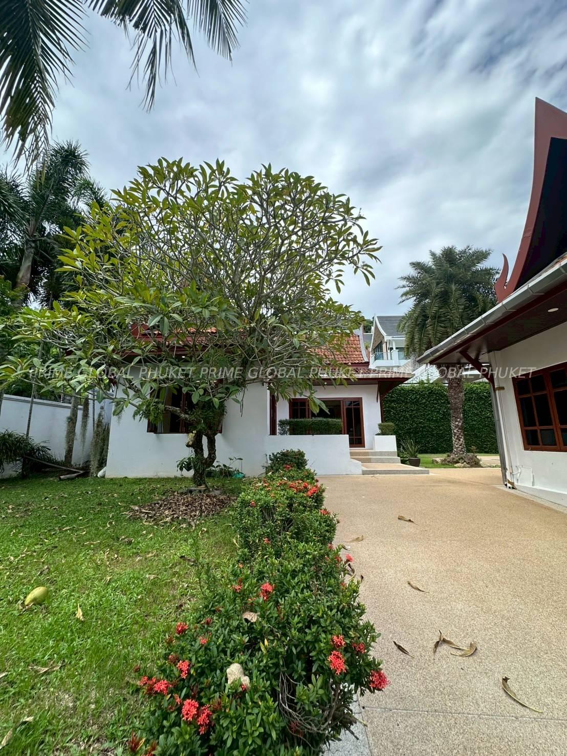 800 Sq.w Villa for Rent in Rawai