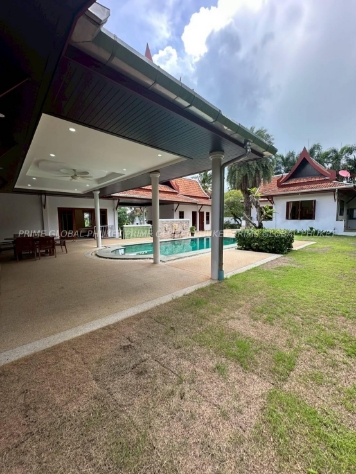 800 Sq.w Villa for Rent in Rawai