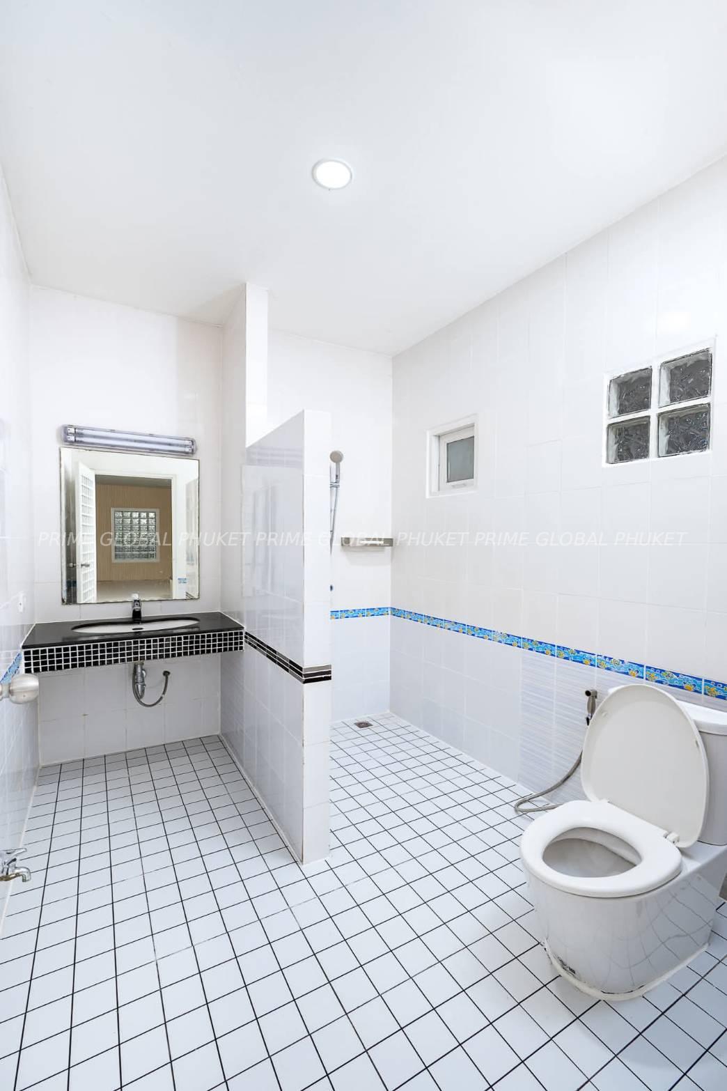 400 Sq.m House for Rent in Chalong