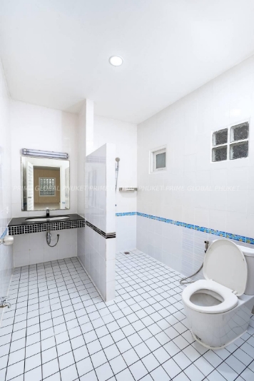 400 Sq.m House for Rent in Chalong