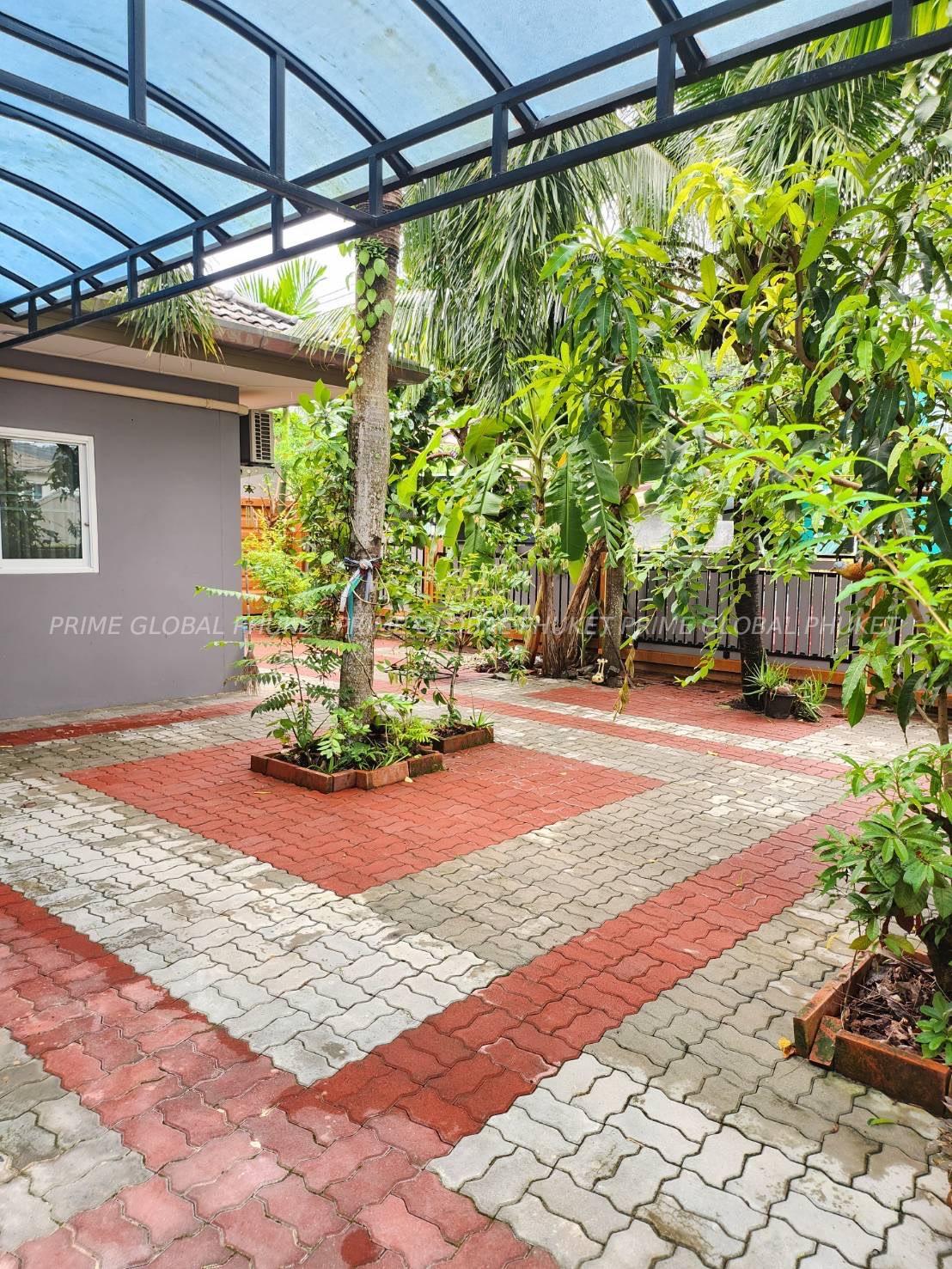 250 Sq.m House for Rent and Sale in Kathu