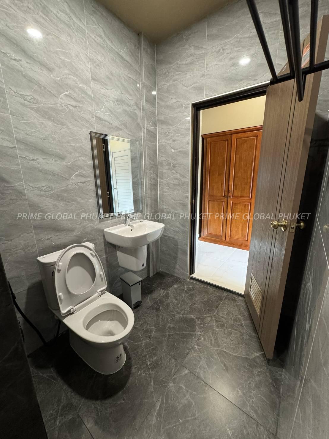 160 Sq.m House for Rent in Kathu