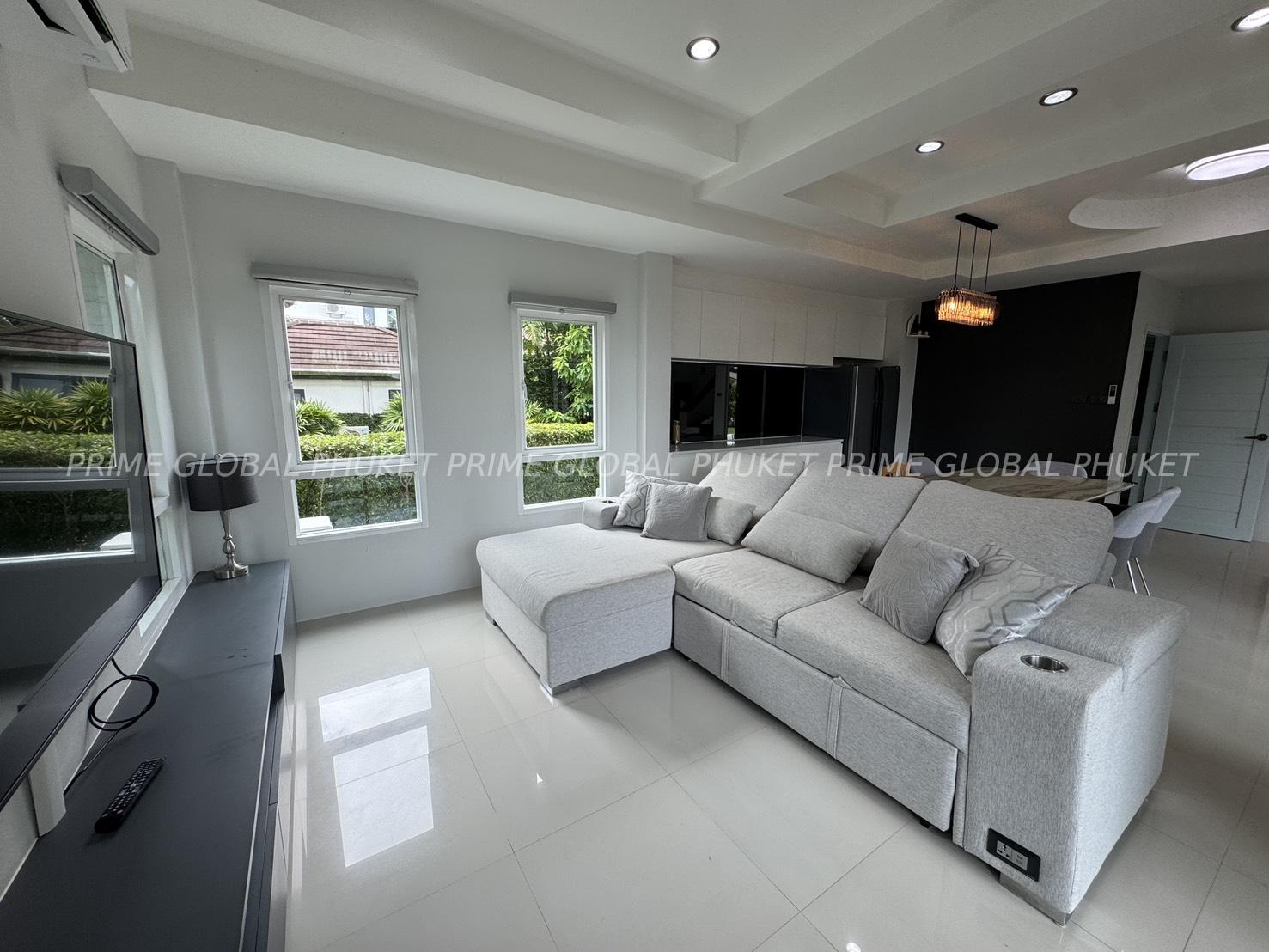 285 Sq.m Villa for Rent and Sale in Chalong