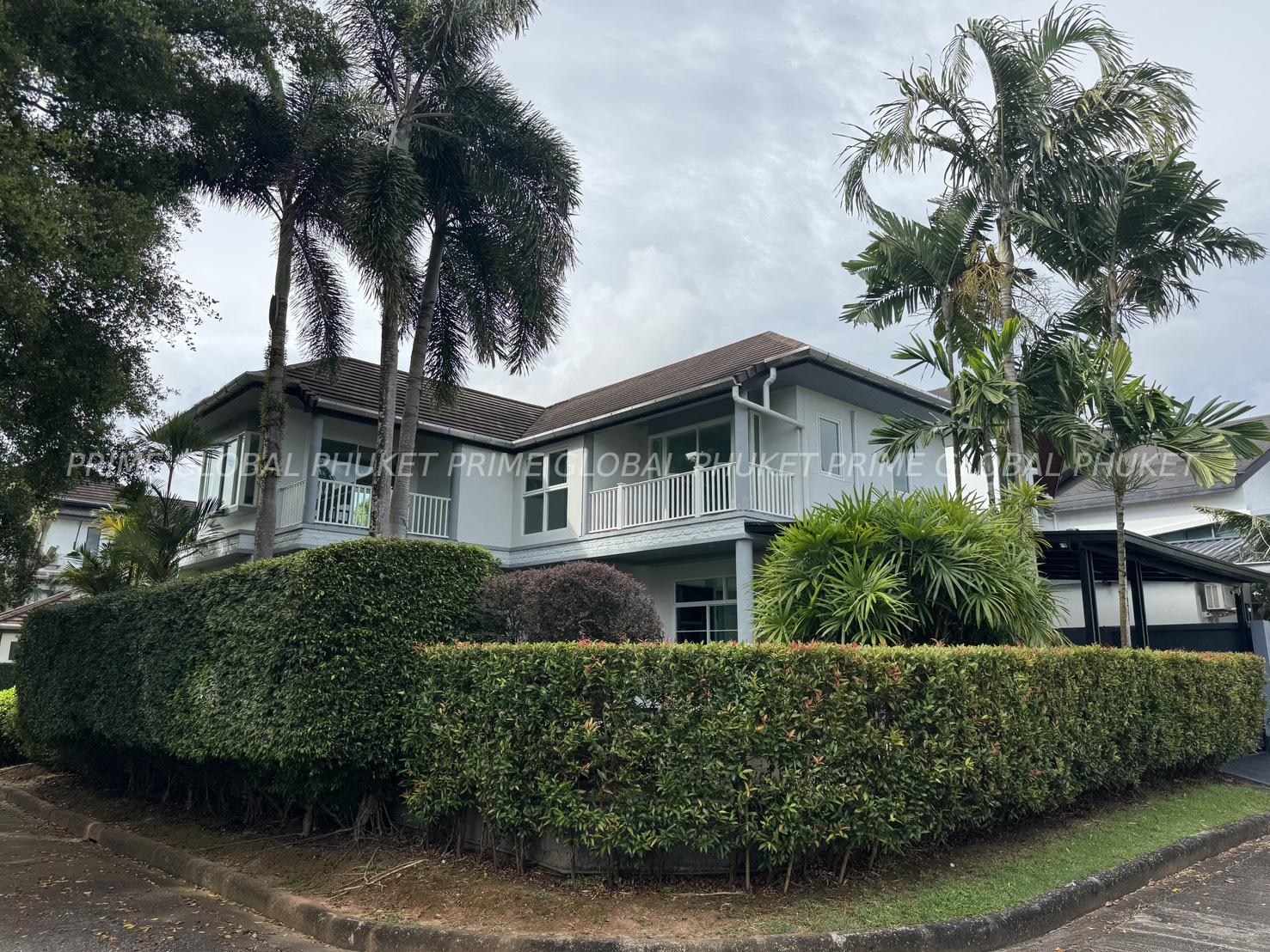 285 Sq.m Villa for Rent and Sale in Chalong