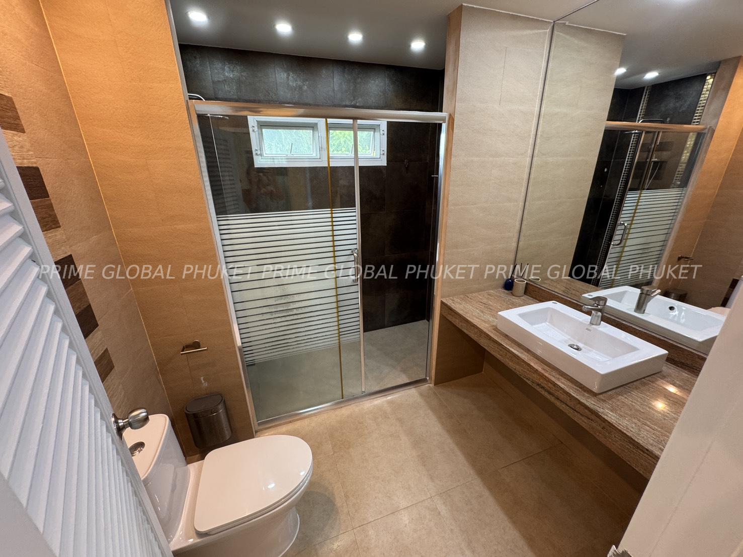 285 Sq.m Villa for Rent and Sale in Chalong