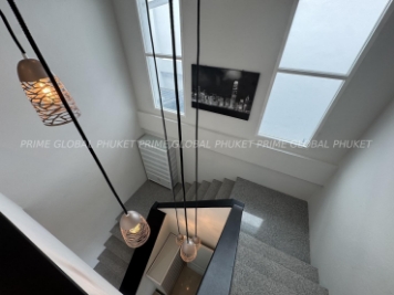 285 Sq.m Villa for Rent and Sale in Chalong