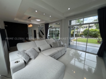 285 Sq.m Villa for Rent and Sale in Chalong