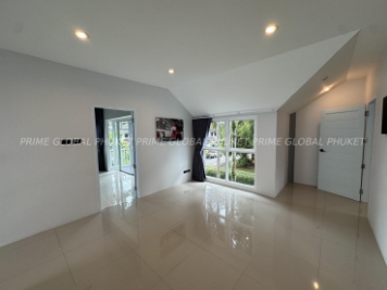 285 Sq.m Villa for Rent and Sale in Chalong