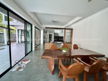 180 Sq.m Villa for Rent in Paklok