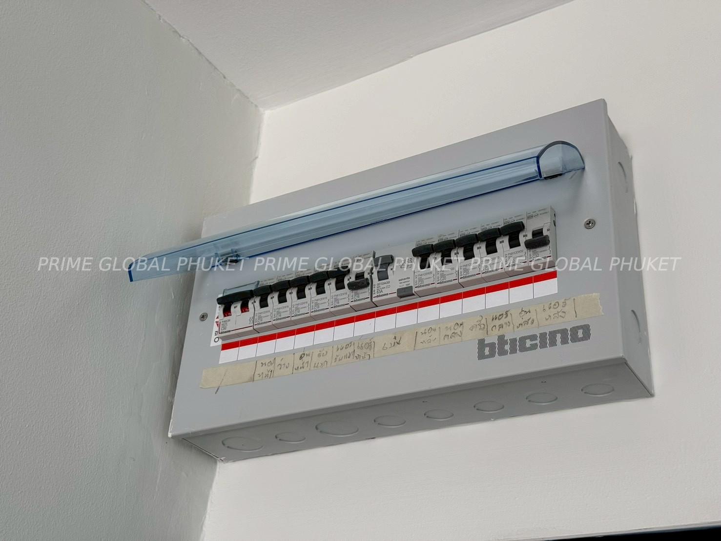 - Sq.w House for Sale in Kathu