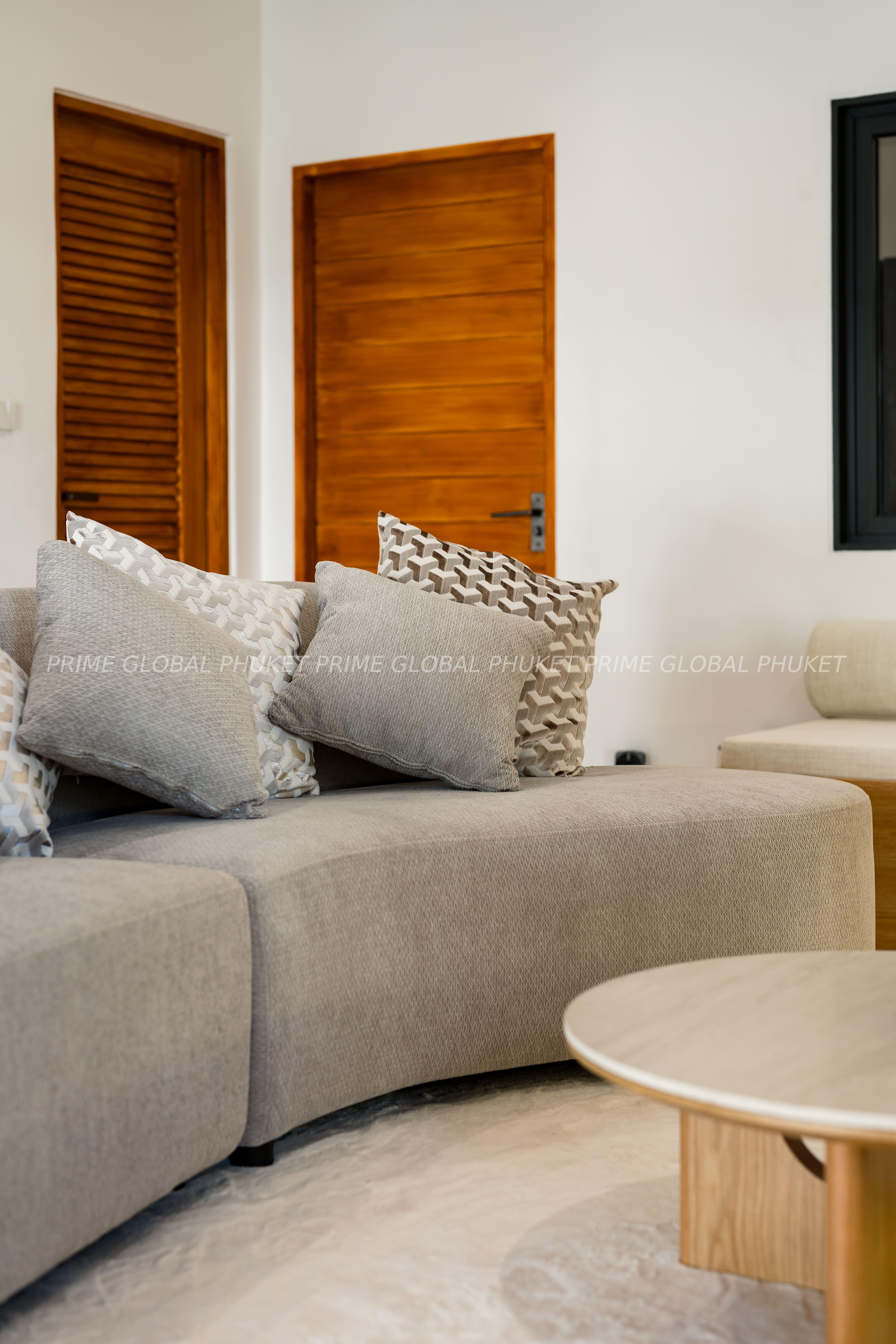 140 Sq.m Villa for Rent in Kohkeaw