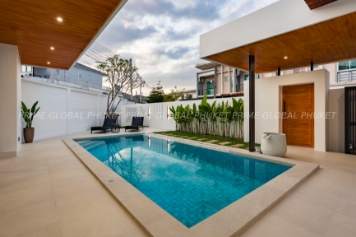 140 Sq.m Villa for Rent in Kohkeaw